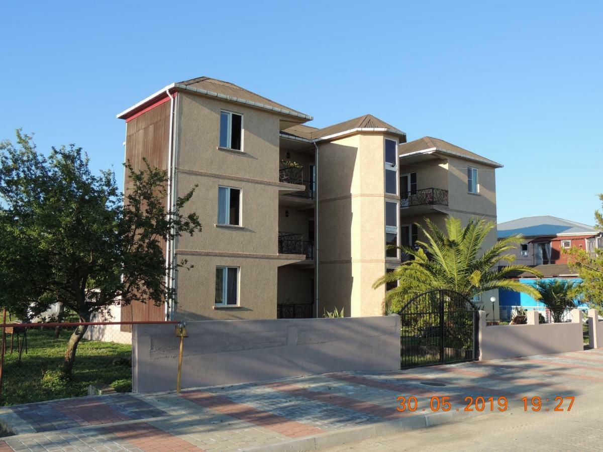 Nika Inn Kobuleti Extérieur photo